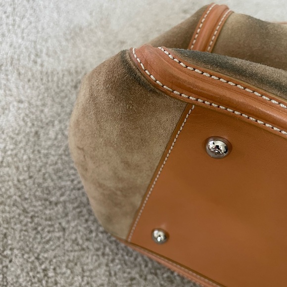 Tod’s Vintage Tan leather suede handbag - Picture 13 of 16